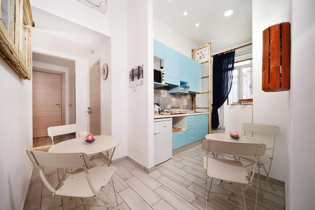 B&B Dolcevita Napoli Extérieur photo